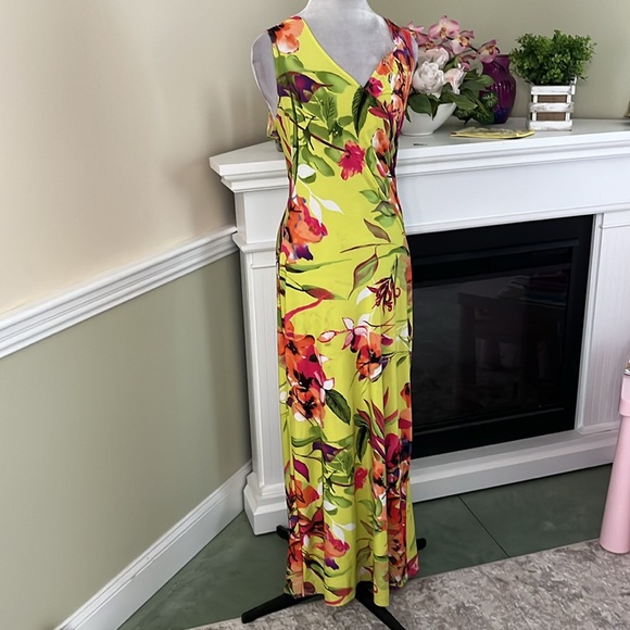 NEW DIRECTIONS Neon Lime Green Hawaiian Floral Ruffle Wrap Front Dress S NWOT - Picture 3 of 11